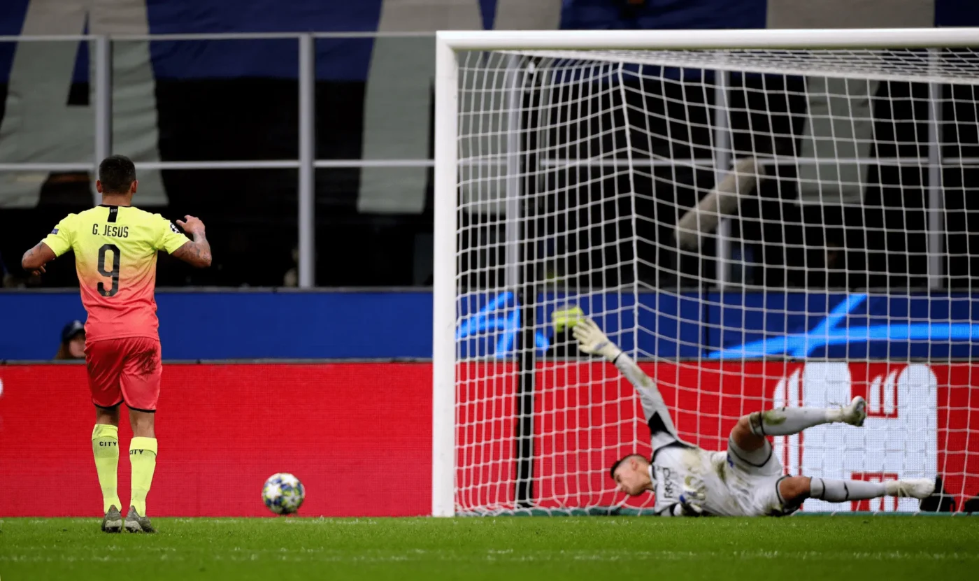 7m-cn-huong-dan-ky-thuat-da-penalty-chuan-xac-min_11zon