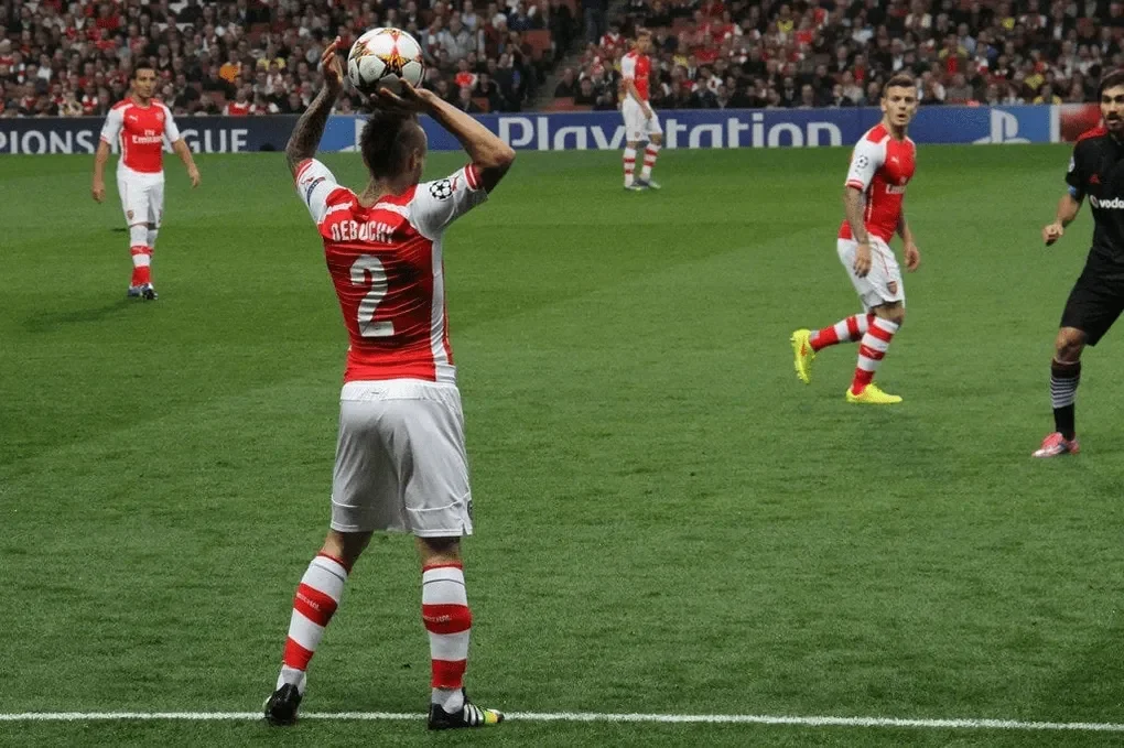 7mcn-chia-se-ky-thuat-thuc-hien-nem-bien-dung-cach-min_11zon